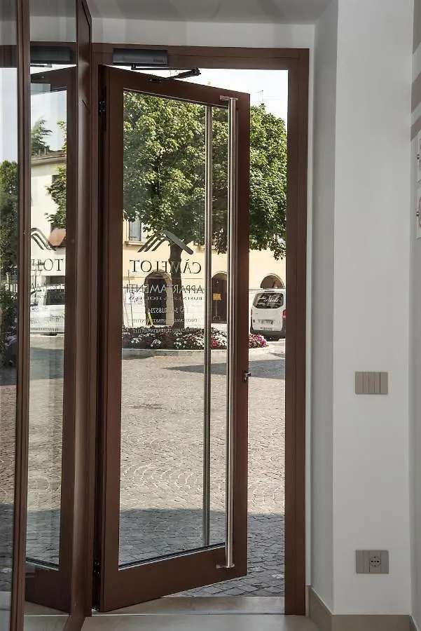 Camelot Appartamenti - Business E Holiday San Martino Buon Albergo 0*,  Italie